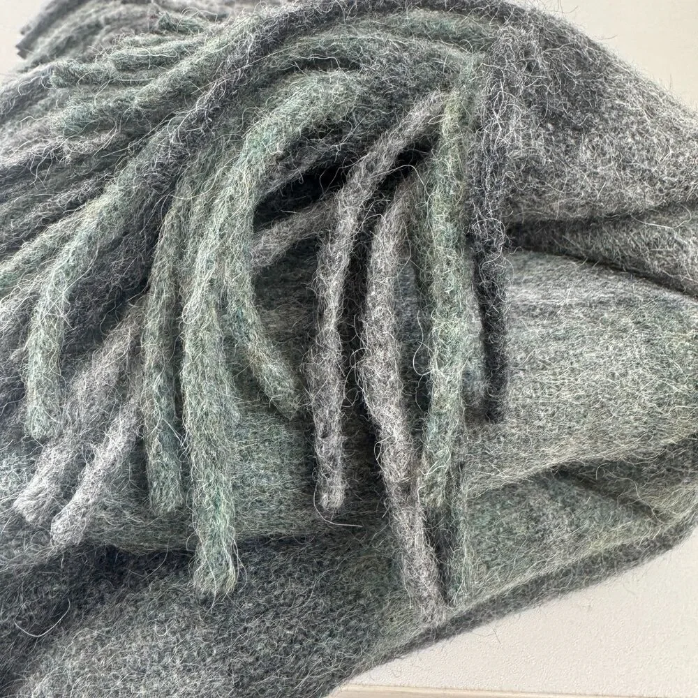 Tumi Baby Alpaca Wool Tartan Plaid Print Fringed Edge Gray/GreenThrow Blanket